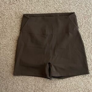 NWT NikeSKIMS biker shorts